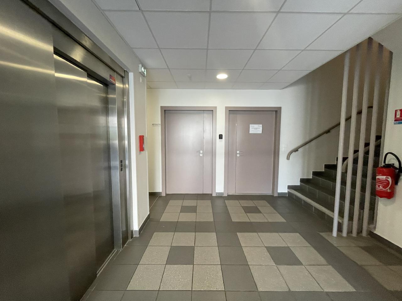 Bureau Aix-en-Provence 691m² Location bureau Aix-en-Provence Bouches-du-Rhône OLBUR2315721 5